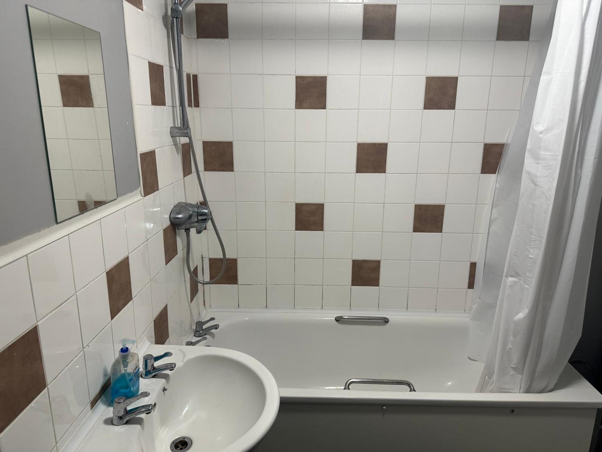 Wembley Serviced Apartment, 20Mins From Central 伦敦 外观 照片